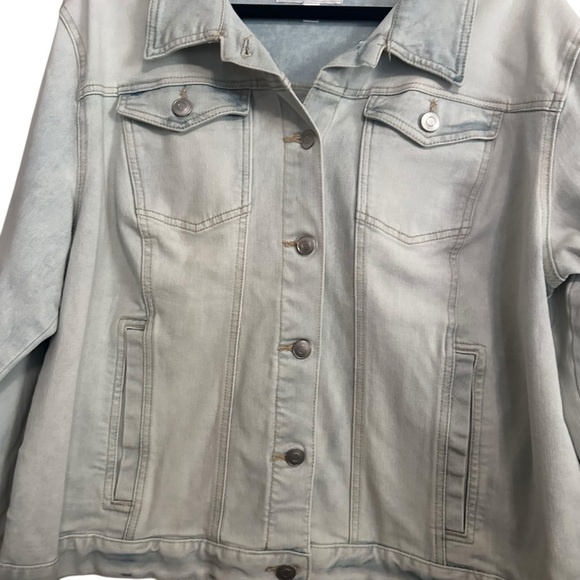 Time and Tru Light Wash Jean Jacket Size XXXL - Picture 2 of 5